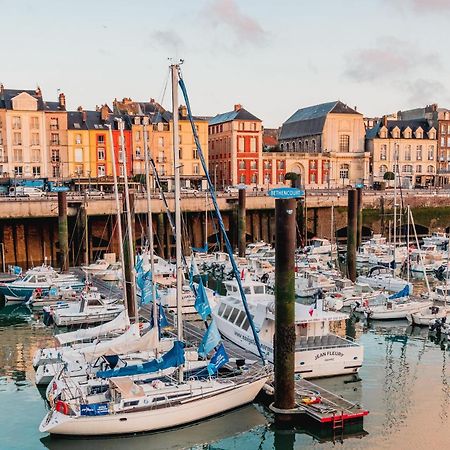 "Hinkley" Centre Ville Place De Parking Prive Dieppe Bagian luar foto