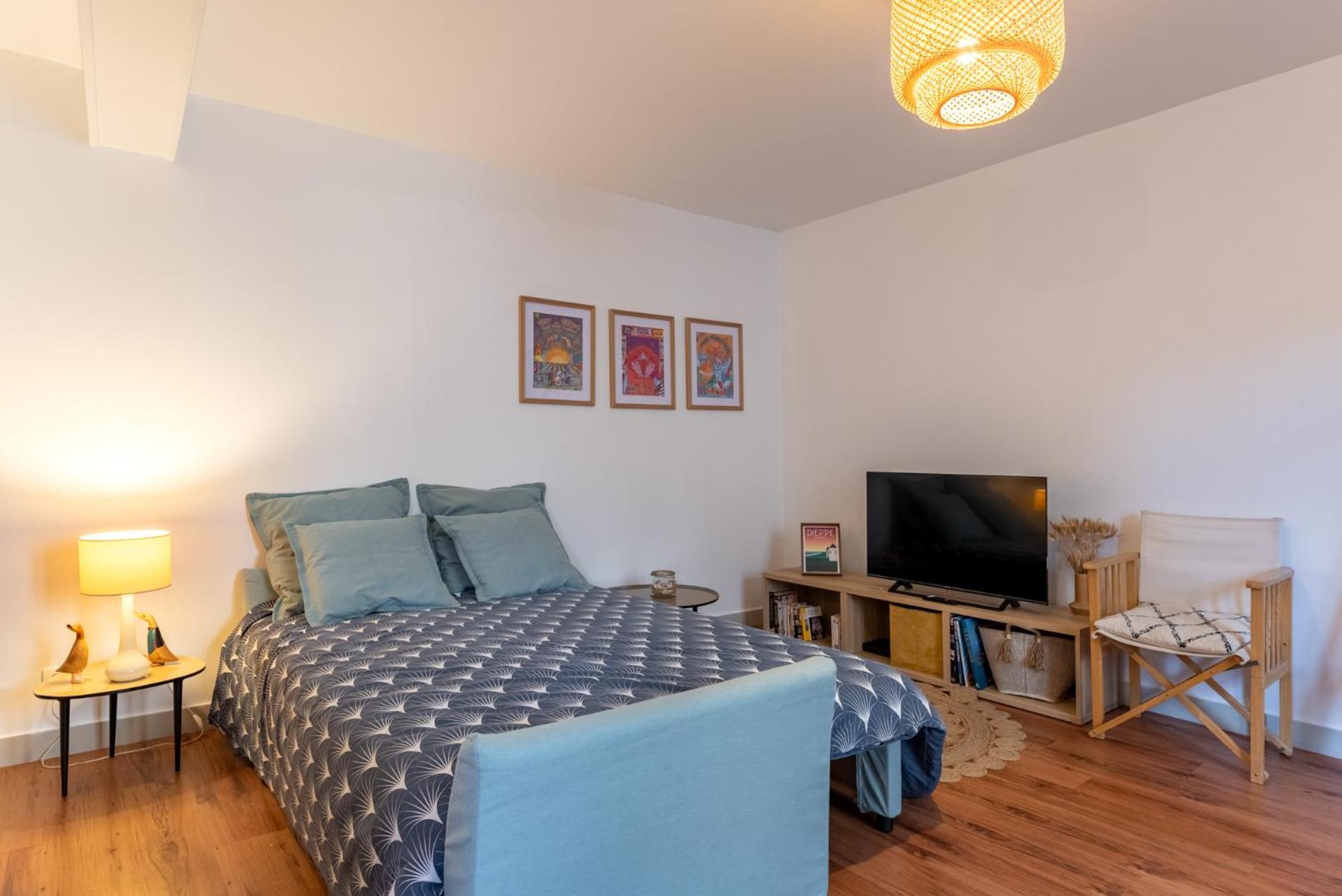 "Hinkley" Centre Ville Place De Parking Prive Dieppe Bagian luar foto